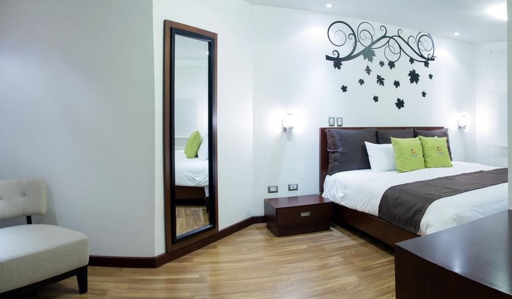 Casben Hotel Loja Ngoại thất bức ảnh