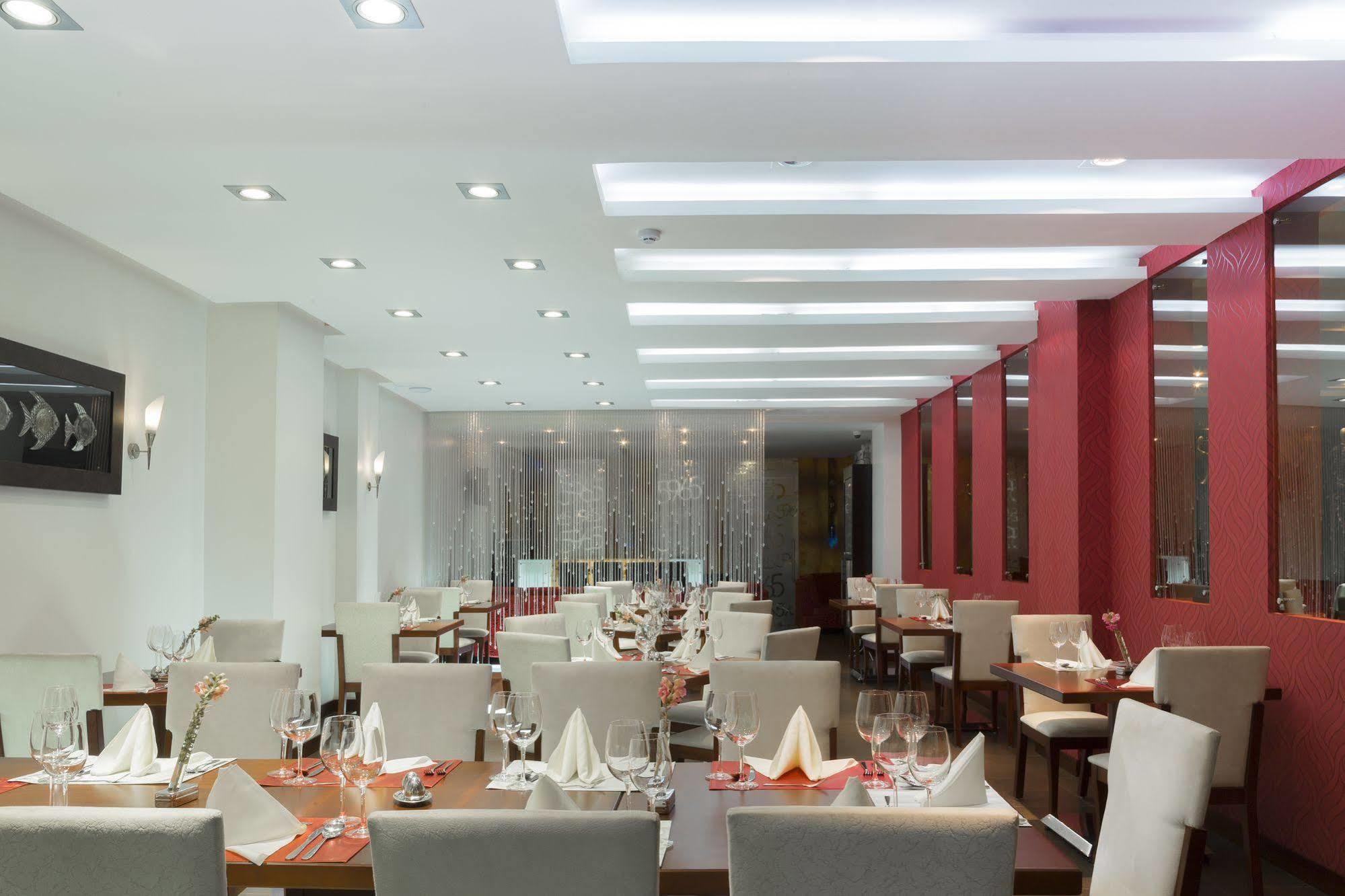 Casben Hotel Loja Ngoại thất bức ảnh