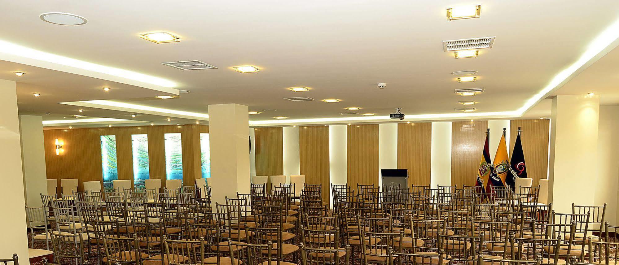 Casben Hotel Loja Ngoại thất bức ảnh