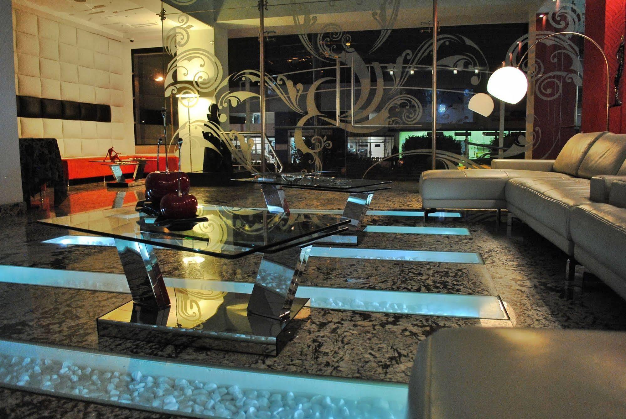Casben Hotel Loja Ngoại thất bức ảnh